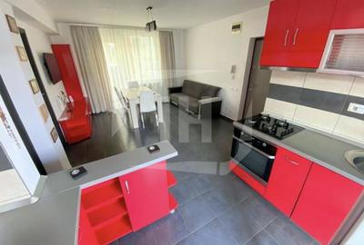Apartament cu 3 camere semidecomandat, mobilat în Bună Ziua