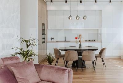 Apartament cu 3 camere semidecomandat, mobilat în Central