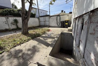 Parte de casă cu 3 camere, curte proprie și teren – Str. Ion Baiulescu - 20