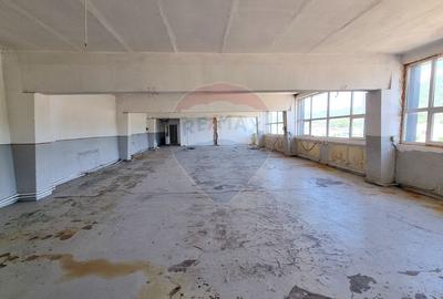 Spatiu comercial 370 mp | Vasile Lucaciu Baia Mare | 3 €/mp - 2