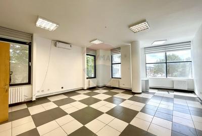 Spațiu comercial de închiriat - CENTRAL - 4
