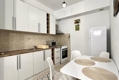 Apartament cu 3 camere semidecomandat, mobilat în Floreasca