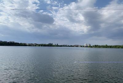 Teren 2041 mp deschidere lac Grivita 20 m - 2