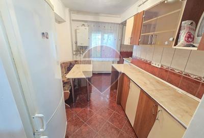 Apartament cu 3 camere in Salonta zona Peco - 12