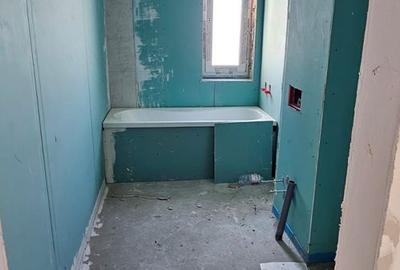 Nou. Decomnadat. Etaj intermediar. Lift. Terasa mare. Spatios - 12