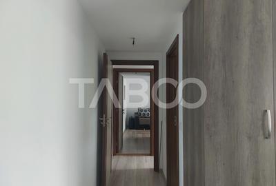 Casa in zona centrala 5 camere 2 bucatarii 3 bai curte comuna Cisnadie - 20