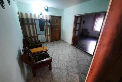 Aparatment cu 3 camere decomandat, etajul 4/8, zona Alexandru - 3
