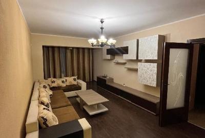 Apartament cu 2 camere decomandat, mobilat în