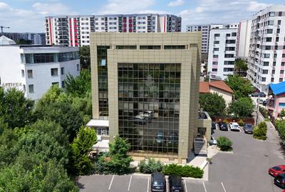 Birou, 190 mp în Vest