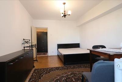 Apartament de 3 camere decomandat, etaj 3, 2 bai - Pacurari - 1