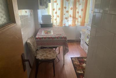 Apartament 3 camere , zona Gara ,  58 mp ,et 3 din 4 , mobilat , centrala termic - 10