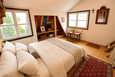 Apartament cu 3 camere decomandat, mobilat în Central