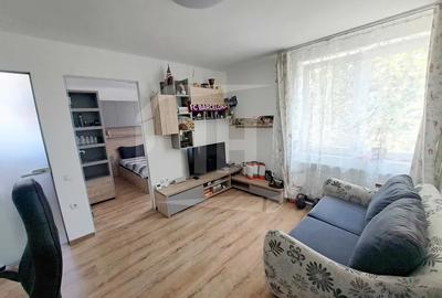 Apartament cu 2 camere semidecomandat, mobilat în Gheorgheni