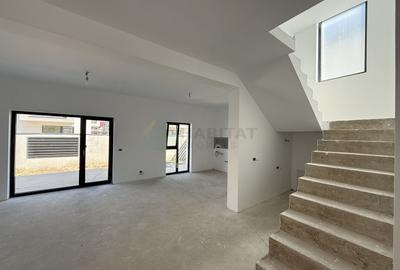 Vila 5 camere Tunari langa Cosmopolis - 3
