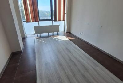 Faleza Nord , spatiu COMERCIAL/BIROURI, 240 mp., 4 locuri de parcare - 4