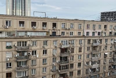 Garsonieră decomandată, mobilată în Calea Victoriei