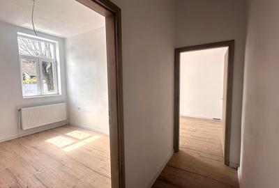 Apartament la casa zona Piata Cluj - 3