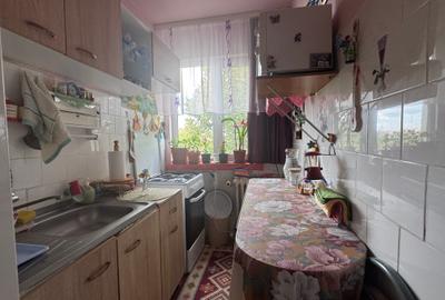 Vând apartament cu 2 camere - 10