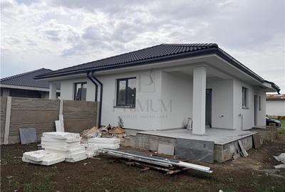 Duplex cu 3 camere în Albina