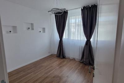 Propietar vand apartament  2 camere Ion Mihalache,  Metrou 1 Mai - 3