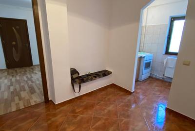 Apartament 2 camere cu centrala la ETAJUL 2, Liceul PTTR - 5