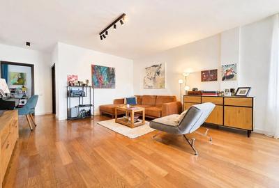 Apartament cu 3 camere semidecomandat, mobilat în Bună Ziua