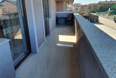 Apartament cu 2 camere semidecomandat, mobilat în Tomis Plus