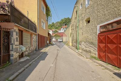 Casă cu 2 apartamente, terasă și garaj, zona Piața Unirii, Brașov - 19