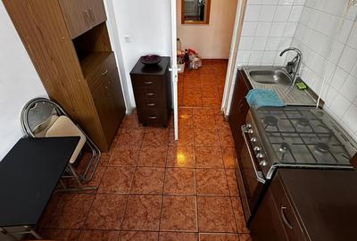 3 Cam--Complex Studentesc-3 Min de Centru--Etaj 7--Centrala-- 63 MP-110.000 Euro - 8