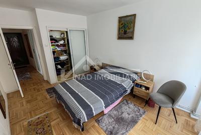 Apartament cu 2 camere decomandate situat pe Strada Nicolae Titulescu - 2
