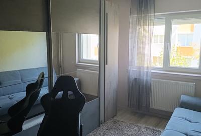 Apartament 3 camere, de vânzare, zona Între lacuri, str. Nirajului , Etaj 2 din - 3