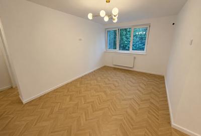 Apartament cu 3 camere semidecomandat în Floreasca