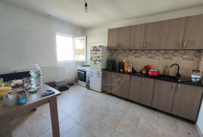 Casa 5 camere, teren 432 mp, Malu Mare, zona cartier Veterani - 8