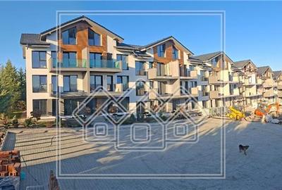 Apartament cu 3 camere nedecomandat în Exterior Vest