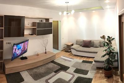 Apartament cu 2 camere semidecomandat în 1 Mai