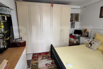 Apartament cu 3 camere decomandat, mobilat în Sud