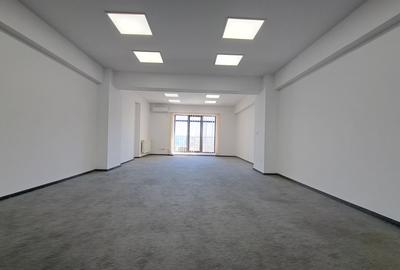Birou, 50 mp în Unirii