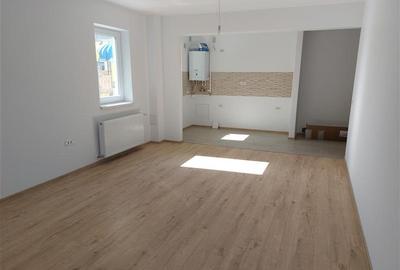APARTAMENT 2 CAMERE, IN TRACTORUL, LA 500 M DE CORESI MALL - 1