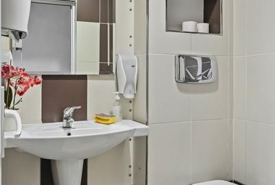 ULTRACENTRAL - SPATIU COMERCIAL - OTOPENI - DE INCHIRIAT - DN1 - 8