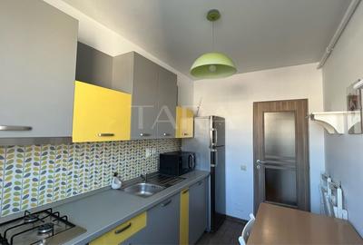 Apartament cu 2 camere decomandat, mobilat în Zorilor