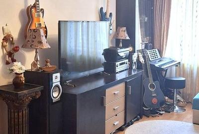 Apartament cu 2 camere semidecomandat în Colentina