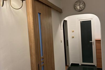 Apartament cu 3 cam, decomamdat, 85mp utili, Bd. Decebal langa Piata Alba Iulia - 9