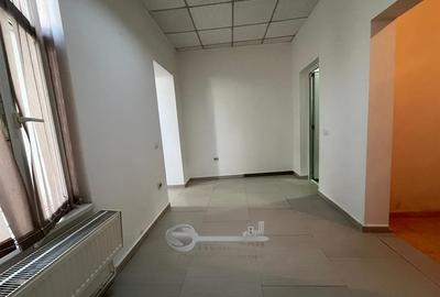 Apartament 2 Camere Decomandat – Zonă Centrală (lângă Oficiu - 5