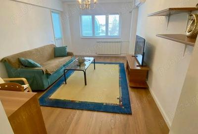 Apartament cu 3 camere decomandat, mobilat în Calea Victoriei