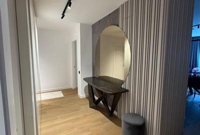 Apartament cu 4 camere decomandat în Timpuri Noi