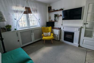 Vanzare Apartament 2 camere Decomandat Renovat Tineretului - 1