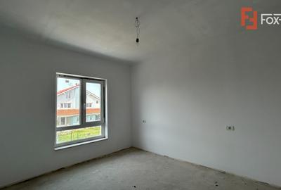 Duplex 5 camere spatios, cu 3 locuri de parcare - Dumbravita - 3