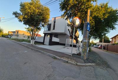 Duplex cu 5 camere în Palazu Mare