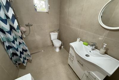 Exclusivitate !! Casa de închiriat 2 camere 48 mp în Dezmir zona centrală - 6