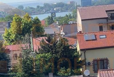 Casă individuală cu 9 camere în Tomis II